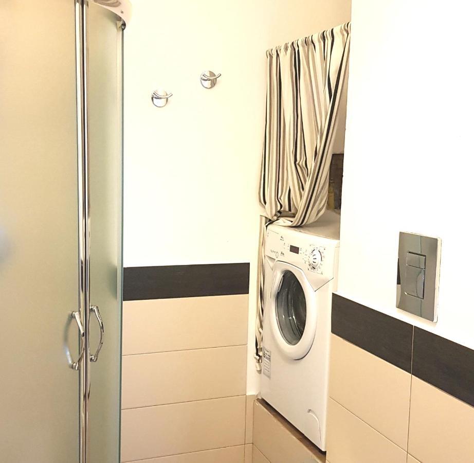 Butera Apartment Palermo Bagian luar foto