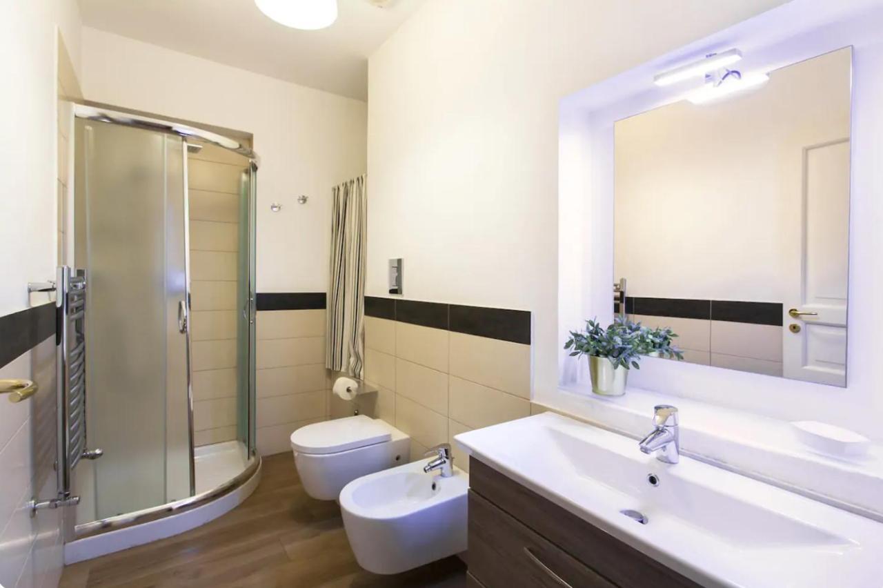 Butera Apartment Palermo Bagian luar foto